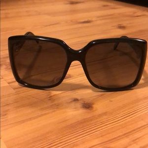 Used authentic GUCCI sunglasses-black